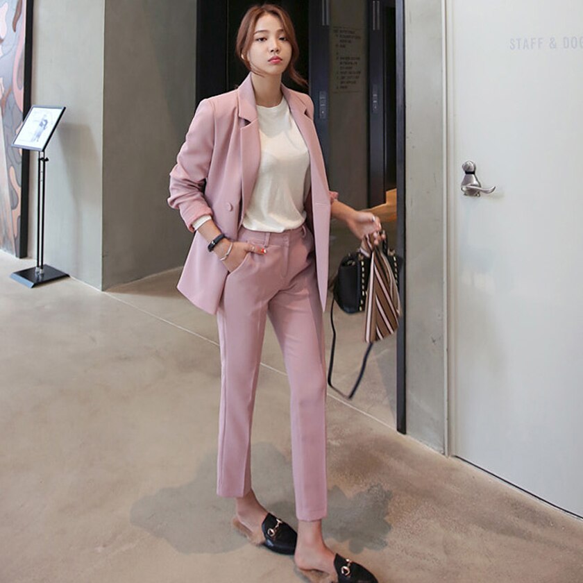 Shop This Light Pink Blazer Looks and Get the Right Look
